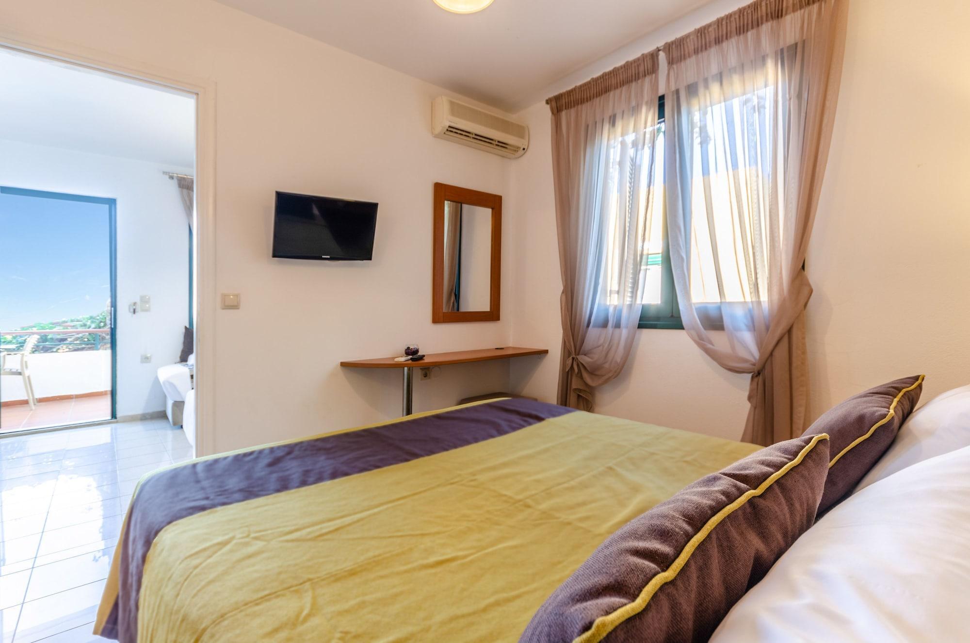 Pela Mare Hotel Agia Pelagia  Ngoại thất bức ảnh